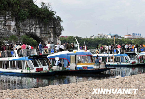 桂林旱情严重 漓江水景难觅