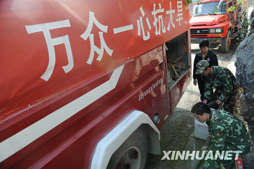 广西全力抗旱 确保群众节日用水