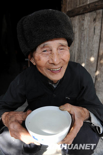 广西全力抗旱 确保群众节日用水