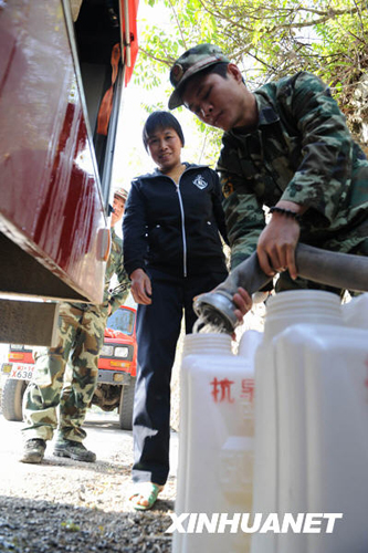 广西全力抗旱 确保群众节日用水