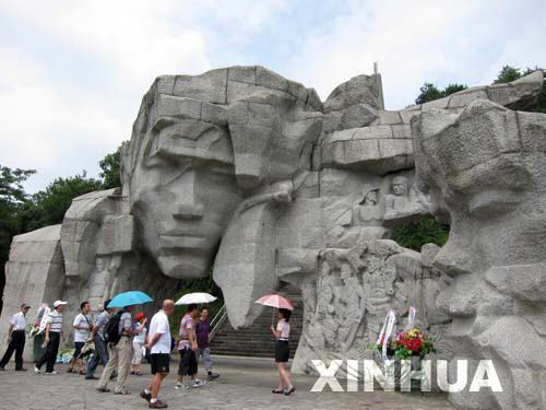 精心打造旅游品牌 助推旅游产业持续发展
