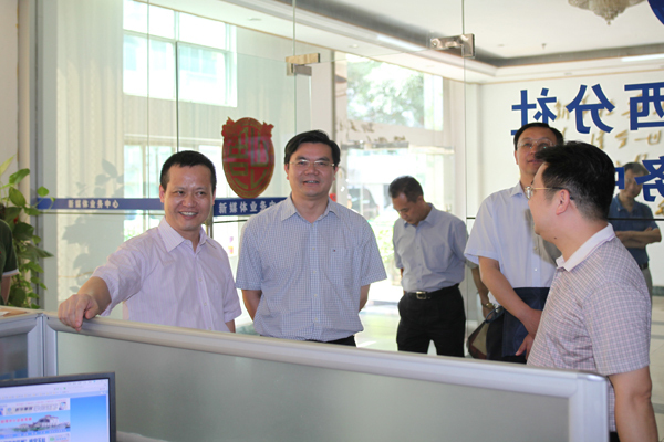 玉林市委宣传部满昌学一行到新华社广西分社座谈