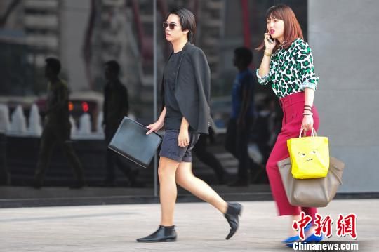 冷暖空气明日“约架” 广西从盛夏“穿越”入冬