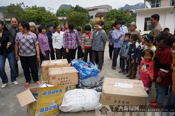 兰花飘香满瑶山 心系瑶山的爱心使者黎敏兰