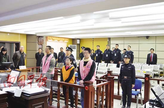 梧州裕农公司没仓储无货物 竟轻松揽金超亿元(图)