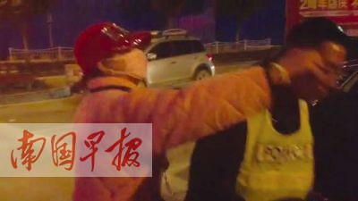 女子涉嫌酒后开车 把民警抓伤叫嚣法律算什么