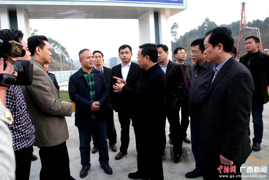 广西自治区副主席唐仁健到环江县调研扶贫工作