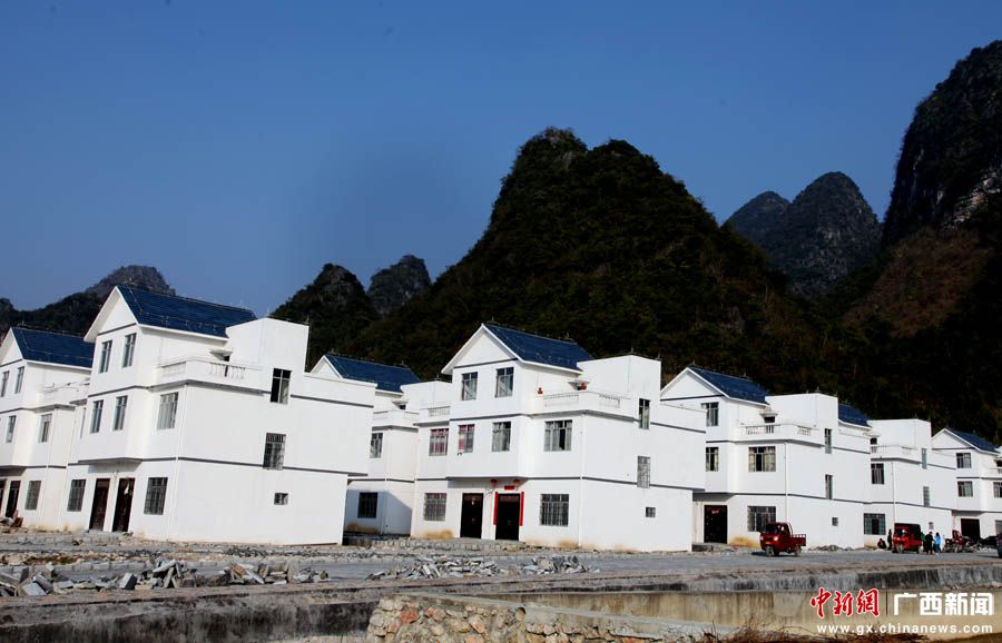 广西自治区副主席唐仁健到环江县调研扶贫工作
