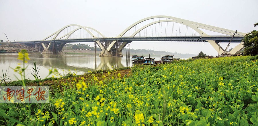 南宁罗文大桥建成通车 去机场第二高速公路开工