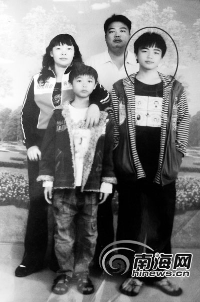 海南白沙男孩舍身救人 将溺水伙伴托上岸