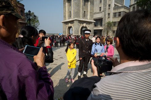 海口冯小刚电影公社春节期间再度向公众开放