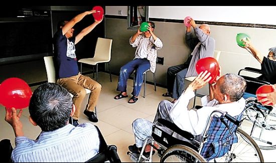 海南社工超万人 工资太低资金不足留不住人才