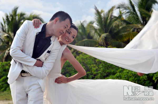 三亚湾婚纱照_婚纱照风格(3)