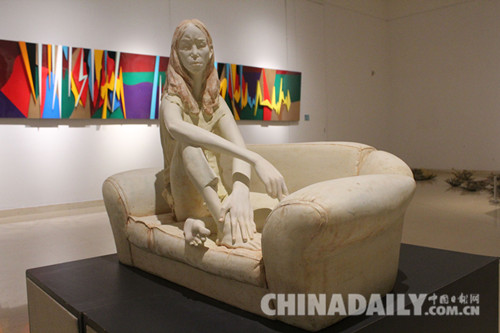 天津美院60余位青年艺术家携创意作品亮相石市