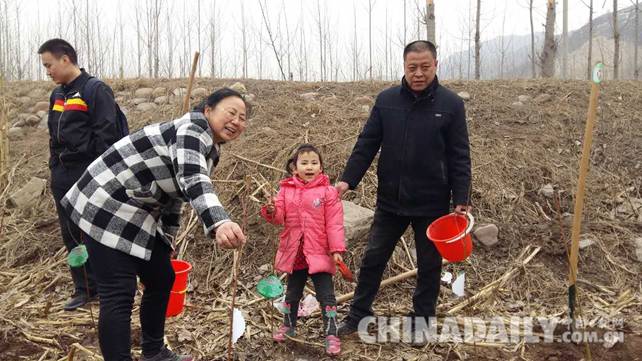 3.12植树节环保亲子游 为爱添绿共筑美丽家园