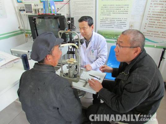 河北省四院眼科携手公益组织再次深入乡村义诊