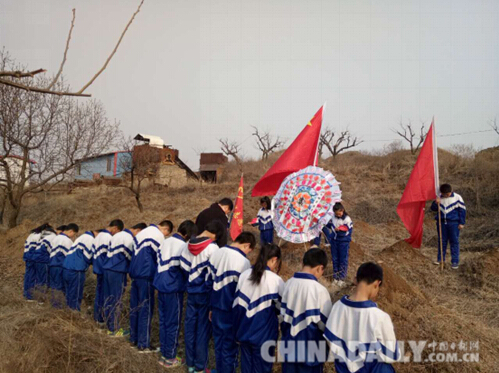 唐山遵化多种形式迎清明