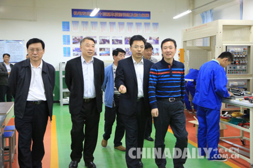 河北省教育厅领导考察迁安职教中心