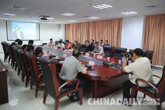 秦皇岛举办地域文学创作交流会 重点研讨作品《悲剧英雄》