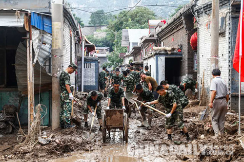 武警河北总队：洪水退却 这里仍然是“战场”