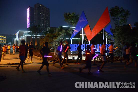 青春正能量汇聚邯郸丛台区滏阳河畔 温暖感动全城
