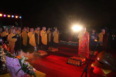 迎新年洛阳白马寺举办祈福法会（组图）