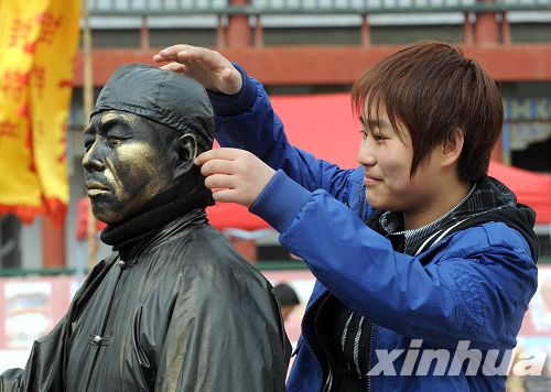 古装真人秀 惊煞众游人