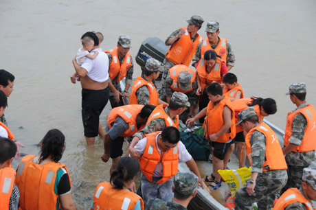 栾川大桥垮塌事件已致37人死 救援越来越困难