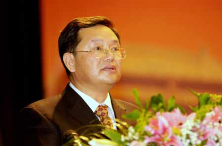 开封市委书记刘长春致辞(记者向明超 摄)