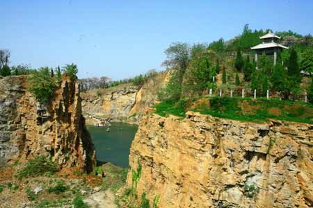 芒砀山建地质公园 详规通过专家评审