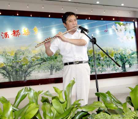 中国·宁陵第四届酥梨采摘节上演葛天古韵音乐会
