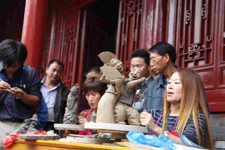 陶瓷精英聚汝州 名家大师展风采