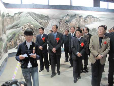 河南焦作山水百米画卷 展现五大旅游景点