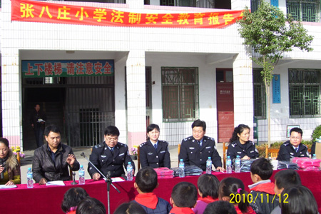 商丘公安机关民警走进校园开展冬季普法教育活动
