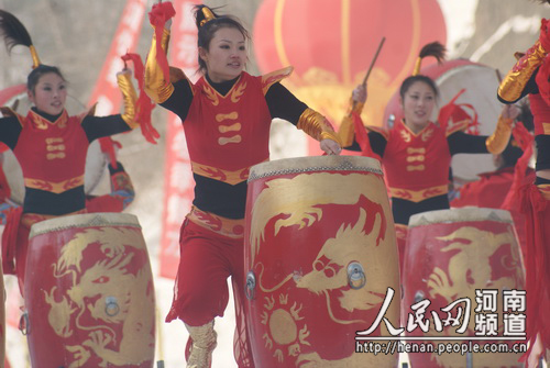 2011中国洛阳伏牛山滑雪旅游节盛装开幕