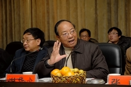 农业部关心河南水稻远缘杂交育种技术