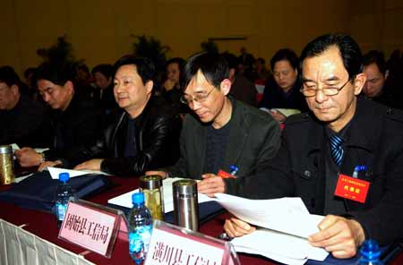 河南省政府表彰重点企业 河南煤化工首次超1400亿