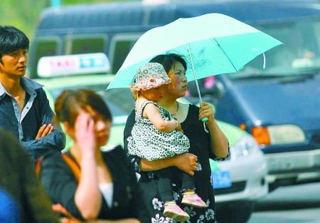 河南4月底出现35.9℃罕见高温天气　