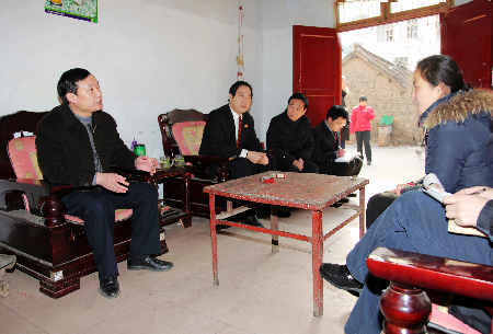 南阳法院:司法春雨润民生 便民利民促和谐
