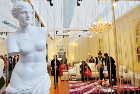 220余家企业参展国际家具暨木工机械展览会