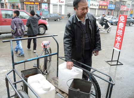 黑龙江依兰出现饮用水污染 2600余户居民受影响