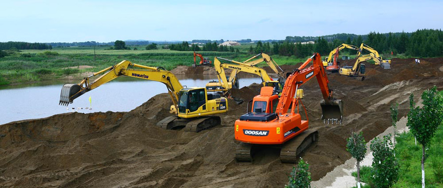 垦区：疏浚河道 防患未然