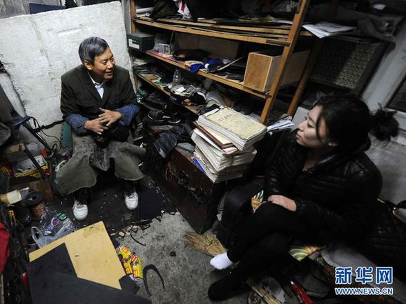 “雷锋鞋匠”孟广彬：小鞋摊演绎人生大舞台