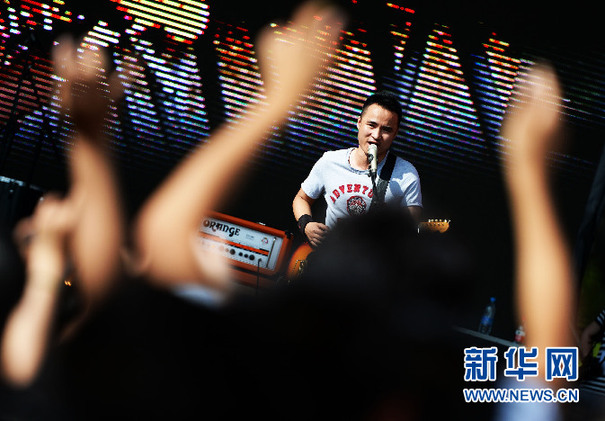 哈尔滨太阳岛音乐节：年轻人的摇滚盛宴