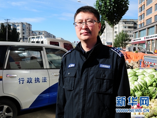 哈尔滨市城市管理行政执法局党委书记、副局长田忠利：全方位清障治乱 贴心服务百姓生活