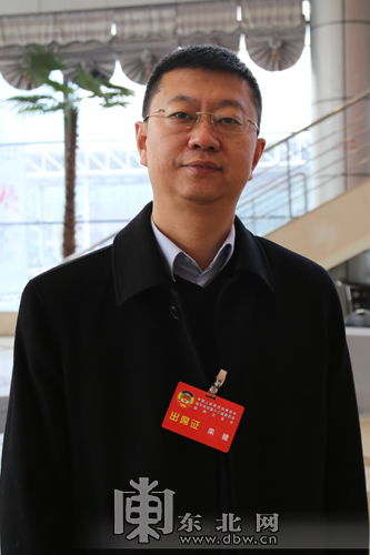市政协委员栾健：农民上交秸秆应给予相应补贴