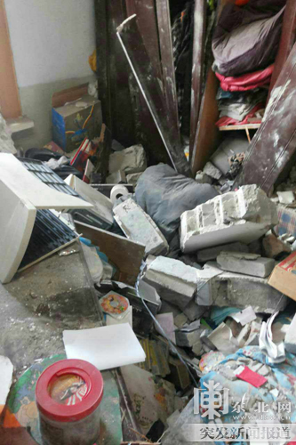 哈尔滨七政街居民家发生燃气爆炸 两男一女不同程度受伤