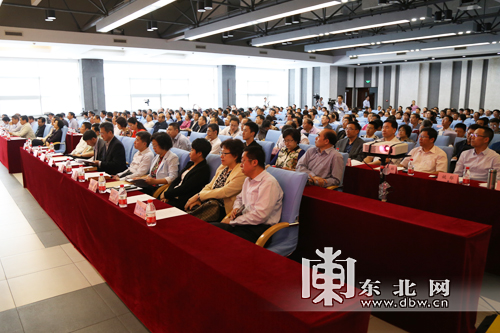 全省高校宣传思想工作经验交流会在哈尔滨召开