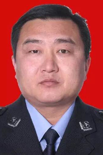 齐齐哈尔头部中弹负伤民警杨文峰9日晨牺牲