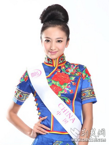 庞盼盼代表中国角逐世界旅游小姐全球总决赛